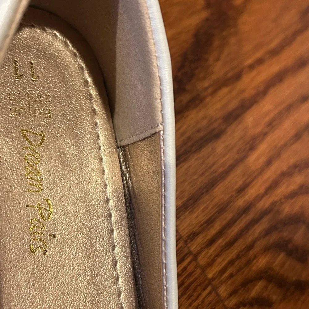 Dream Pairs Cream Dress Shoes with Rhinestone Strap